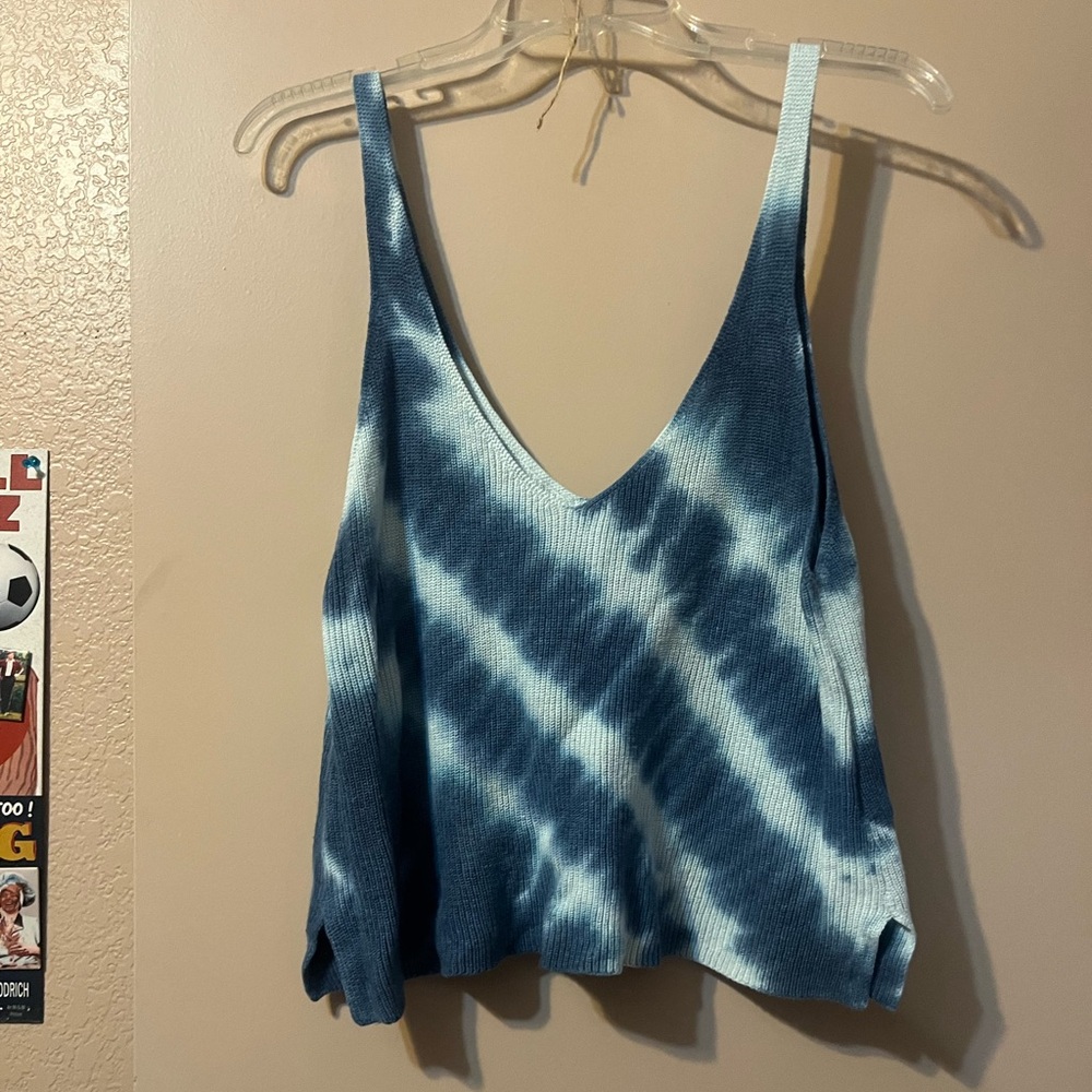 Forever 21 Blue Tie-Dye Tank Top